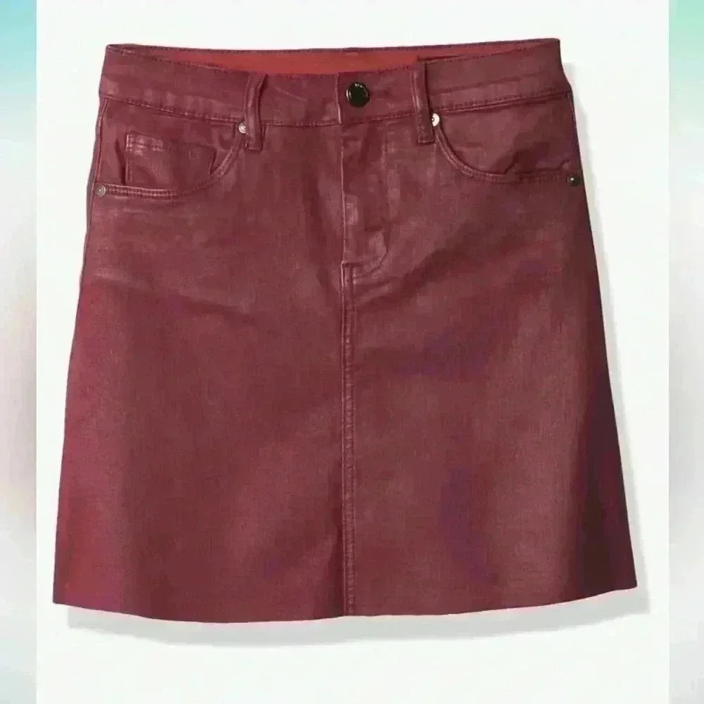 NWT BlankNYC Maroon coated denim skirt SZ 29
